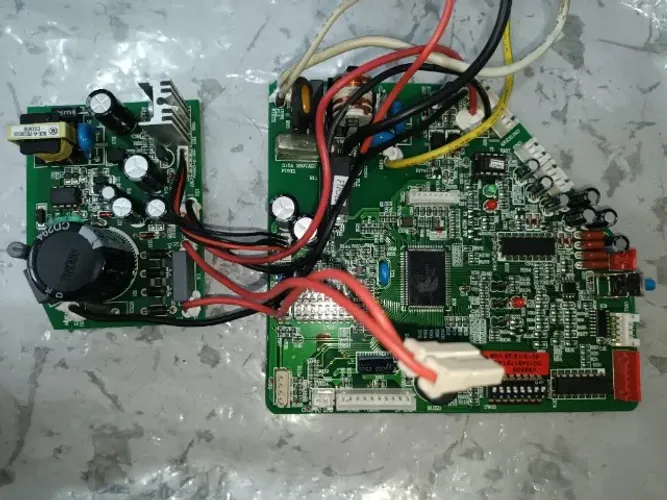 Placa de Ar-condicionado - Haier (0010451751AE)