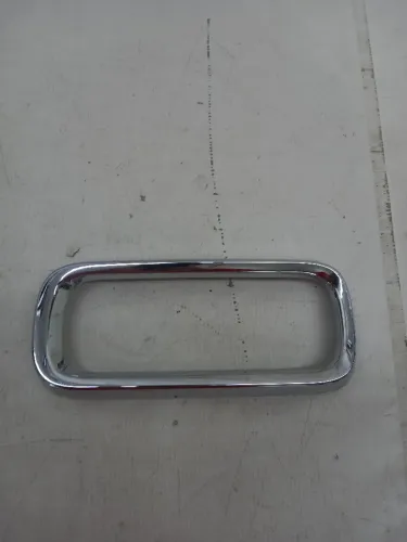 Moldura Grade Friso Cromado Jeep Renegade 16 Original Usado
