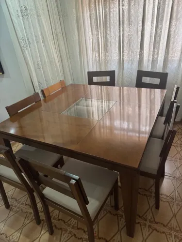 Mesa de madeira para sala de 08 lugares