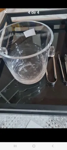 Balde de gelo cristal com 2 pegadores.