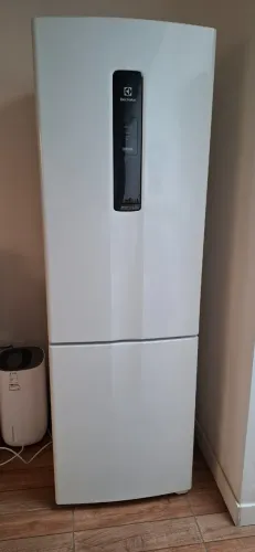 Geladeira Eletolux Frost free autosense em ótimo estado de conservação 