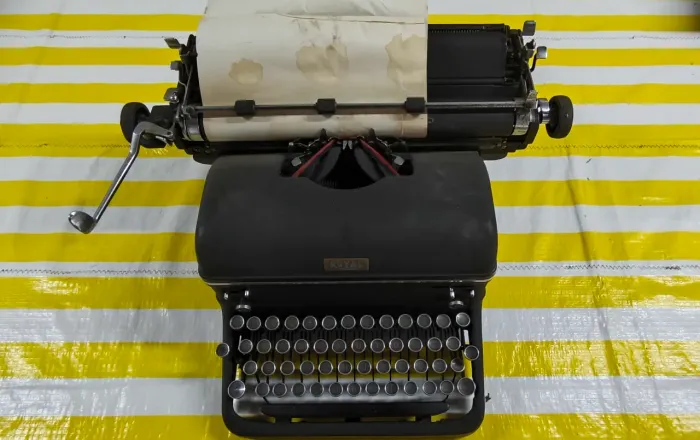 Máquina de escrever Royal antiga (1939)