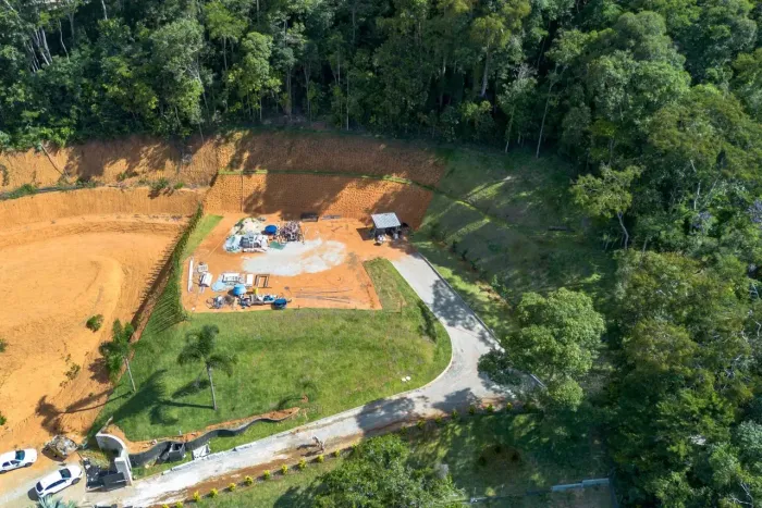Lote no Condomínio Vale dos Eucaliptos, em Teresópolis