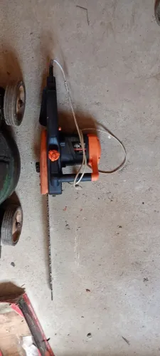 Motosserra elétrica