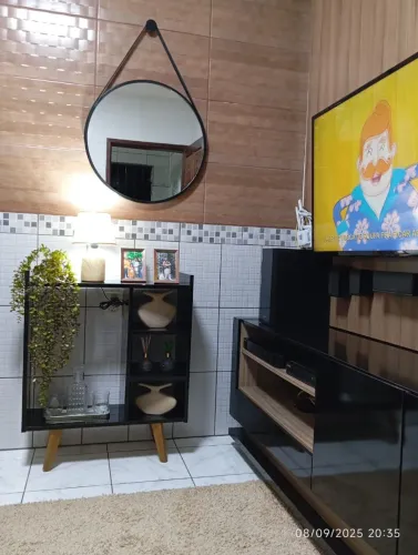 Vendo lindas mesinha de canto e aparador Fabricação própria mdf brilho venha para loja e 
