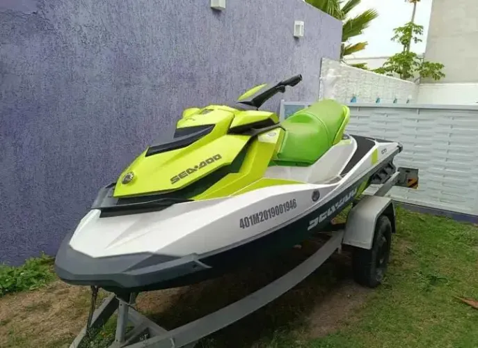 Jet ski (ENTRADA 9MIL)