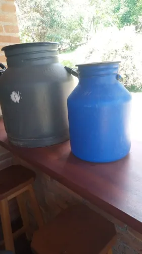 Latão de Leite de 30 litros mais latão de 10 litros
