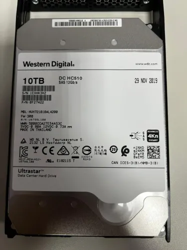 01 unidade - Hd WD 10tb SAS 3 256mb 7200rpm 3,5 Ultrastar DC HC510 Branco