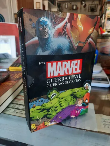 Box MARVEL Guerra Civil/ Guerras Secretas **leia a descrição**