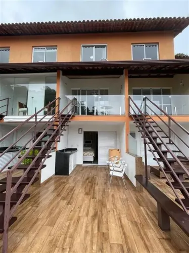 magnifica casa triplex no paraíso de Angra dos Reis.