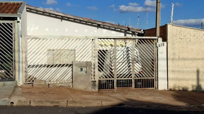 Venda de Casas / Padrão na cidade de Araraquara