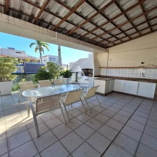 PRIVILÉGIO IMÓVEIS VENDE: EXCELENTE COBERTURA DUPLEX