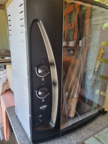 Churrasqueira elétrica/ gaz 