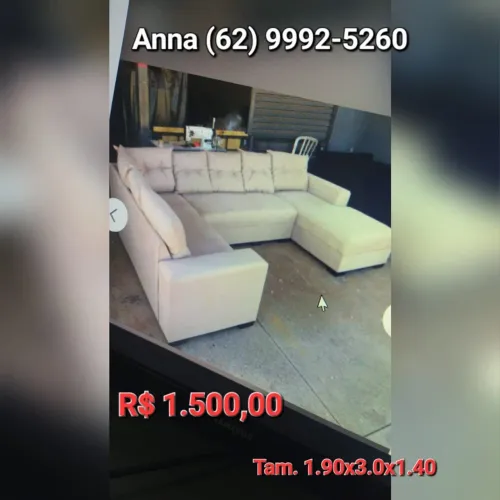 Sofá de canto grande e confortável
