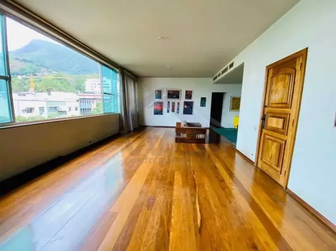 Apartamento : Padrão / Residencial / Tijuca