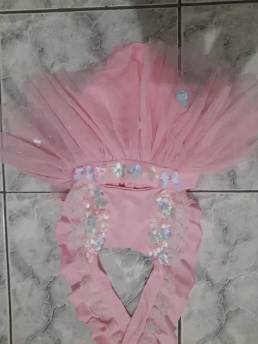 Conjunto Infantil Rosa com Saia de Tule e Detalhes Florais