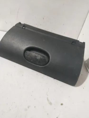 Porta luvas gm Corsa 98/00