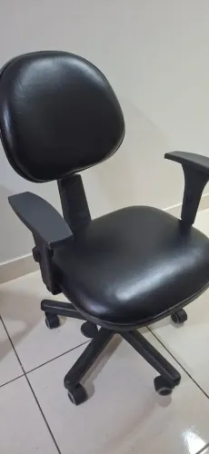 VENDO 10 CADEIRAS DE ESCRITÓRIO