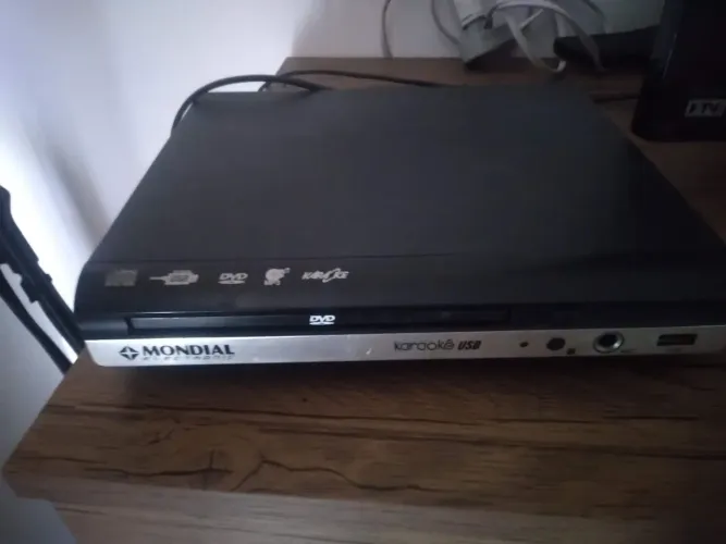 DVD Mondial Eletronic sem controle
