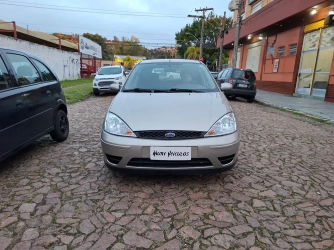 Ford Focus 1.6 S/se/se Plus Flex 8v/16v 5P 2007