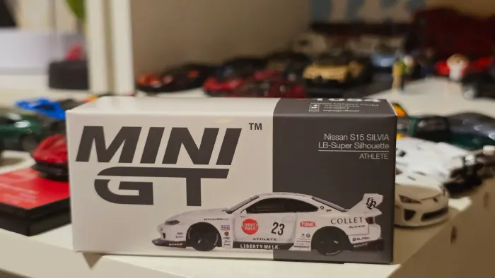 Vendo Mini gt Nissan Silvia s15 super silhouette lbwk