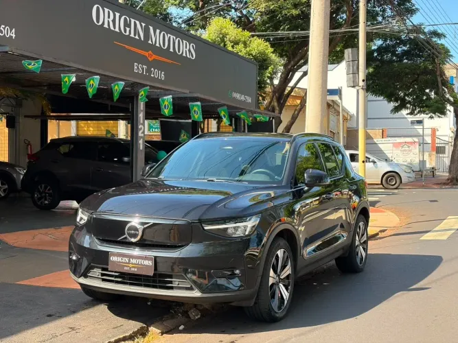 Volvo XC40 Recharge Plus (elétrico) 2023