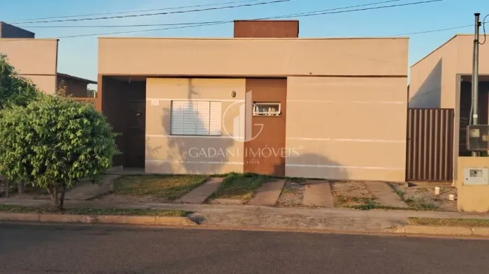 Casa de 2 quartos para locação no condomínio fechado Reserva Celeste III em Sinop/MT