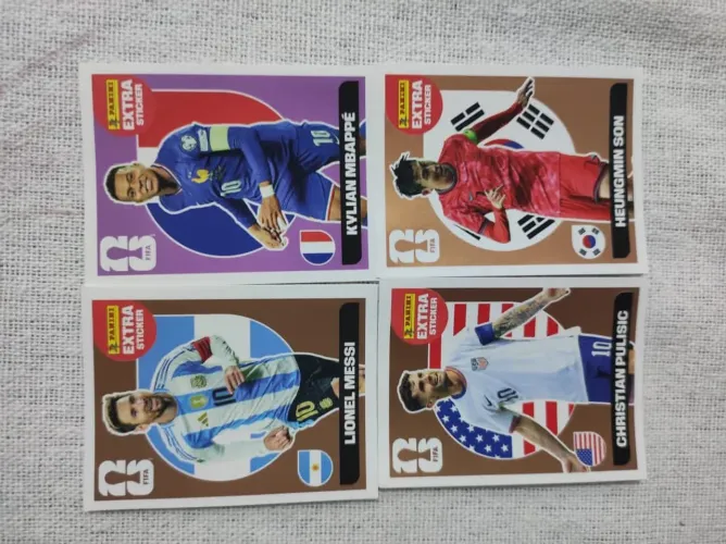 Vendo figurinhas legend