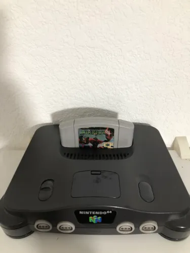 Nintendo 64 + Jogo clássico + Acessórios - Leia a descrição