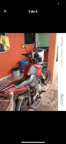 Moto boa, bastante econômica *