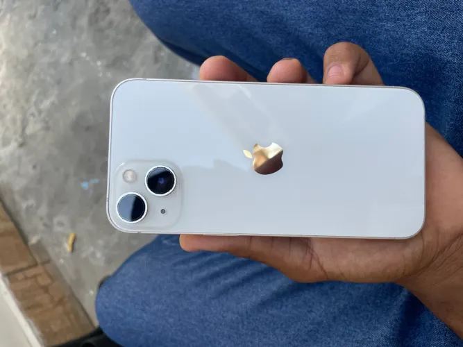 iPhone 13 normal
