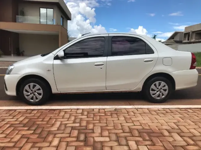 Toyota Etios XS Sedan 1.5 Flex 16V 4P Aut. 2018