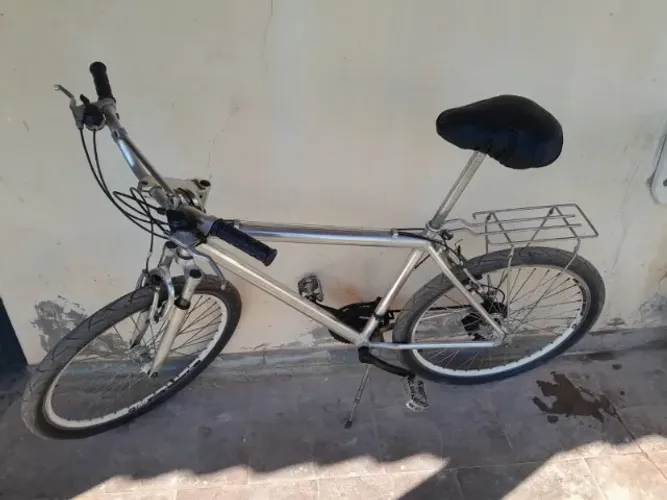 ? Bicicleta Aro 26 em Alumínio - Leve, Resistente e Pronta para Pedalar!