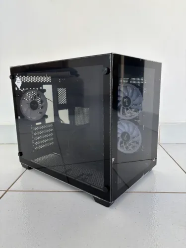 Gabinete Gamer (MiniTower) Dryft Preto com 3 Fans ARGB e Lateral de Vidro Aerocool