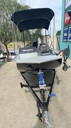 Barcos alunautica motor 50