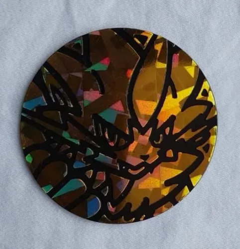 Moeda extragrande Dourado Foil Zeraora !!!!!!