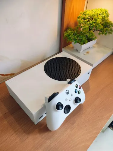 Xbox Séries S Com Garantia - Vendo Troco - SOMOS LOJA