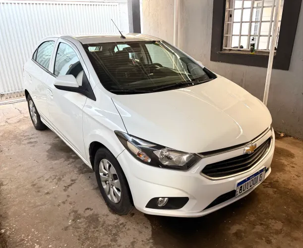 Chevrolet Onix Hatch LT 1.0 8V Flex Mec. 4P 2019