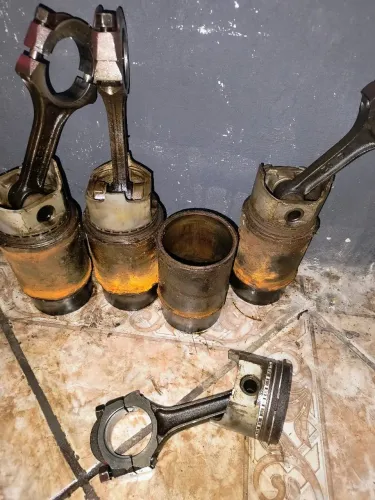 Vende-se kit pistão CHT