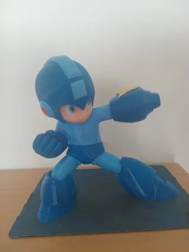 Boneco megaman novo gigante