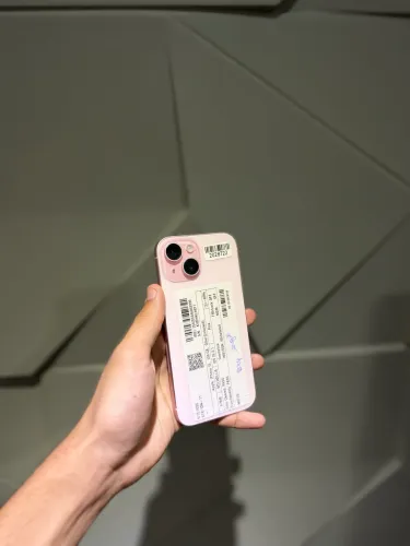 iPhone 15