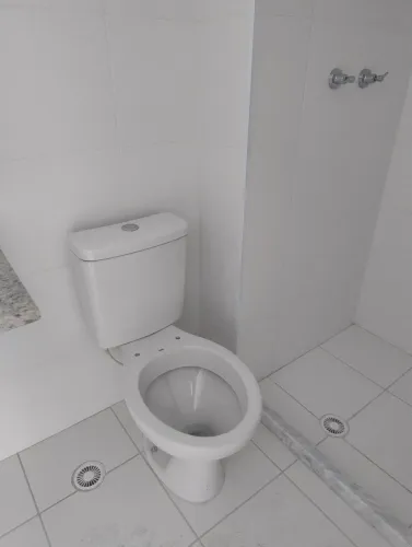 Vaso sanitário novo