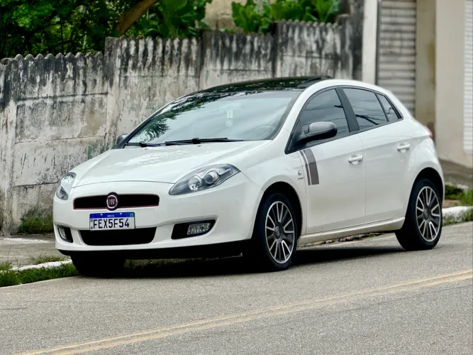 Fiat Bravo Sporting 1.8 Dualogic Flex 16V 5P 2013