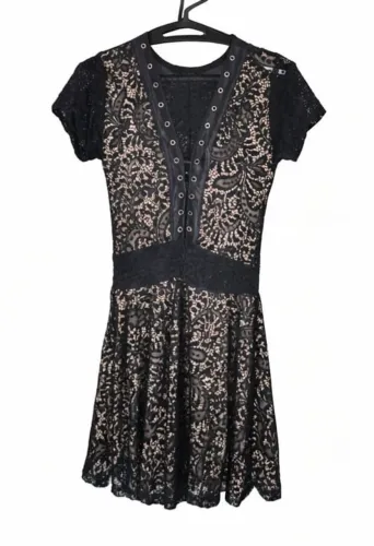Vestido de renda