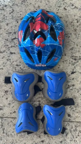 kit infantil homem aranha capacete joelheira e cotoveleira