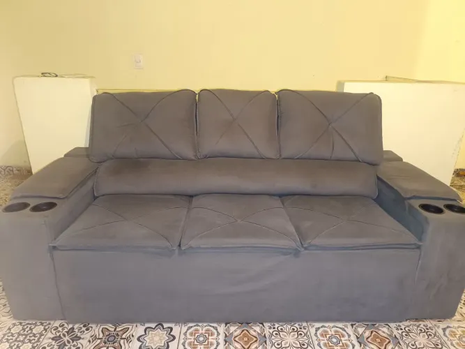 Sofá retrátil