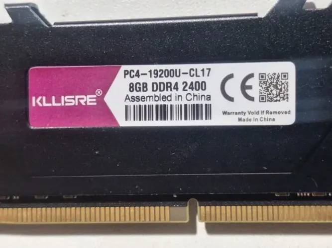 Memória RAM Kllisre 1x8GB DDR4 2400MHz Desktop (Com Dissipador)