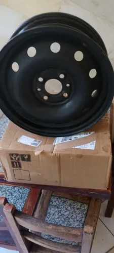 Vendo roda  ferro fiat