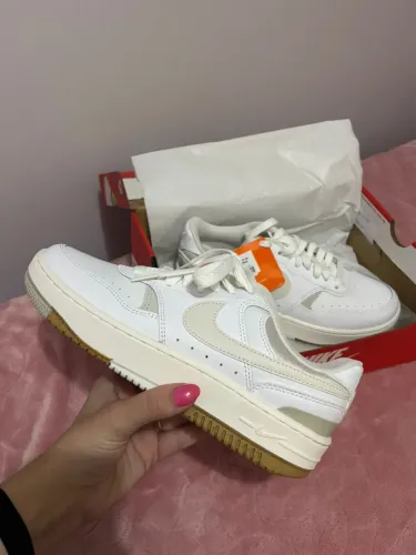 Tenis nike