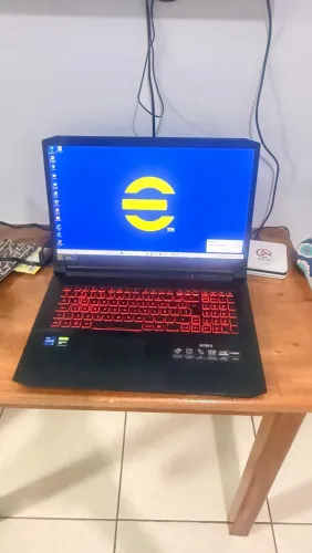 Vendo esse notebook em perfeito estado funcionando tudo perfeitamente